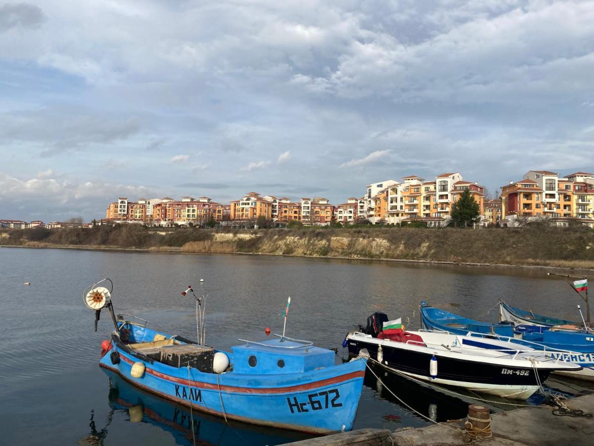 Аpartments Comfort -Marina Cape Aheloy ภายนอก รูปภาพ